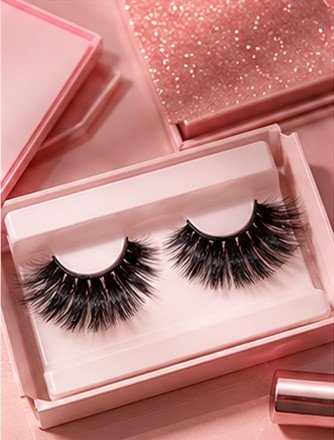 Dramatic False Lashes